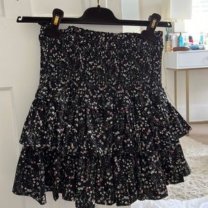 Adorable black floral skirt